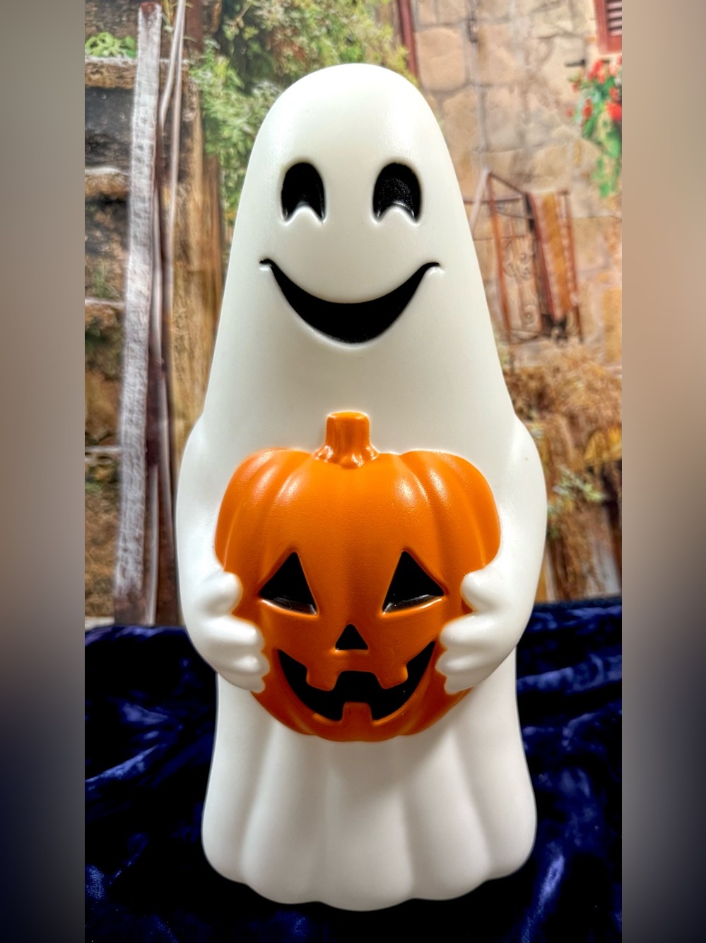 π₯Halloween White Ghost with Pumpkin Blow Mold Decorative Prop Indoor